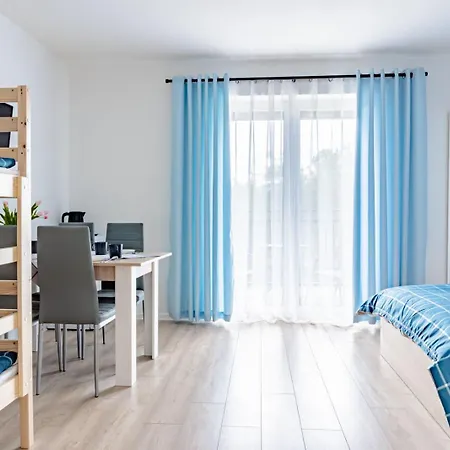 Sosnowe Zacisze - Pokoje Goscinne Blisko Jeziora * Swornegacie