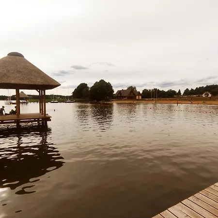 Homestay Sosnowe Zacisze - Nowoczesne Blisko Jeziora