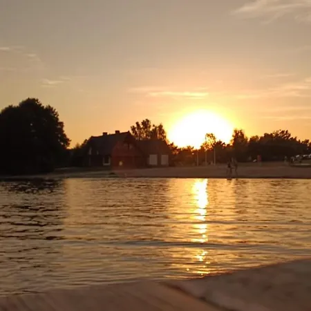 Sosnowe Zacisze - Nowoczesne Blisko Jeziora Homestay Swornegacie