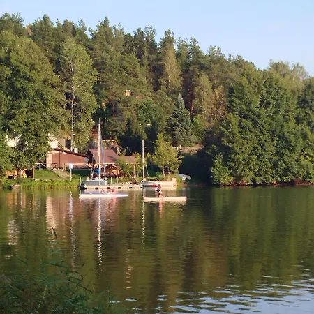 Sosnowe Zacisze - Nowoczesne Blisko Jeziora Swornegacie