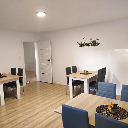 Sosnowe Zacisze - Nowoczesne Blisko Jeziora Homestay Swornegacie