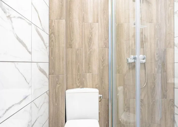 Sosnowe Zacisze - Goscinne Blisko Jeziora * 斯沃尔纳加西耶