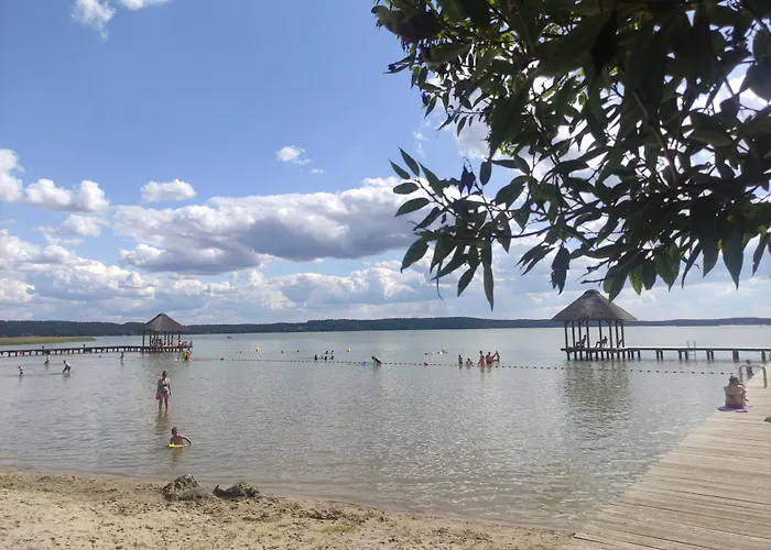 Sosnowe Zacisze - Goscinne Blisko Jeziora *