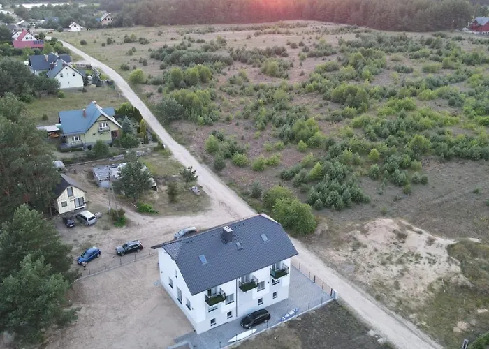 Sosnowe Zacisze - Goscinne Blisko Jeziora * 斯沃尔纳加西耶